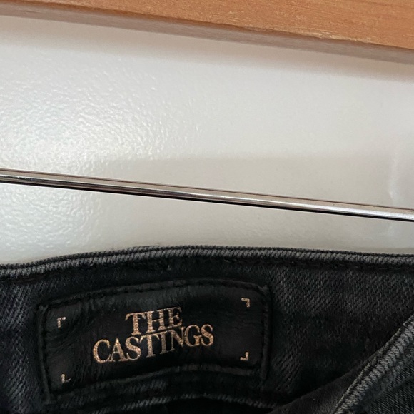 Women’s mid rise shorts - Picture 4 of 4